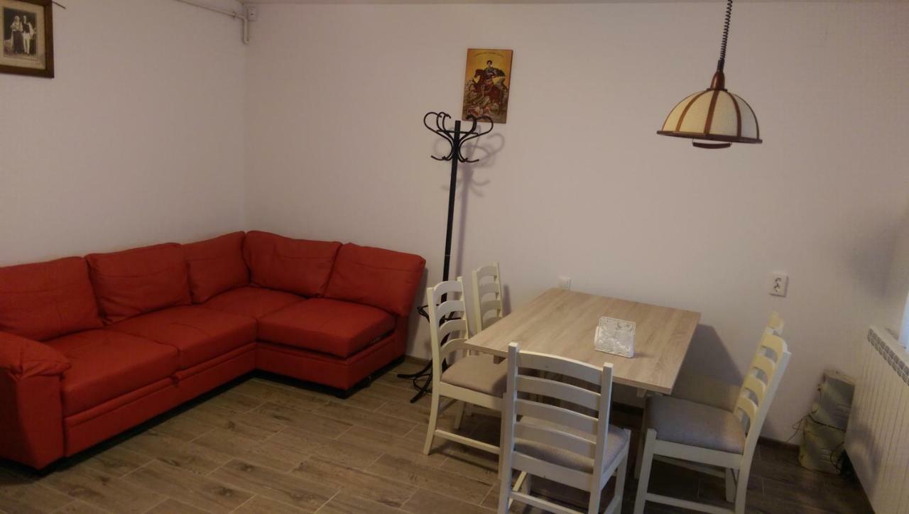 Aterman Apartment'S Sinca Veche Luaran gambar